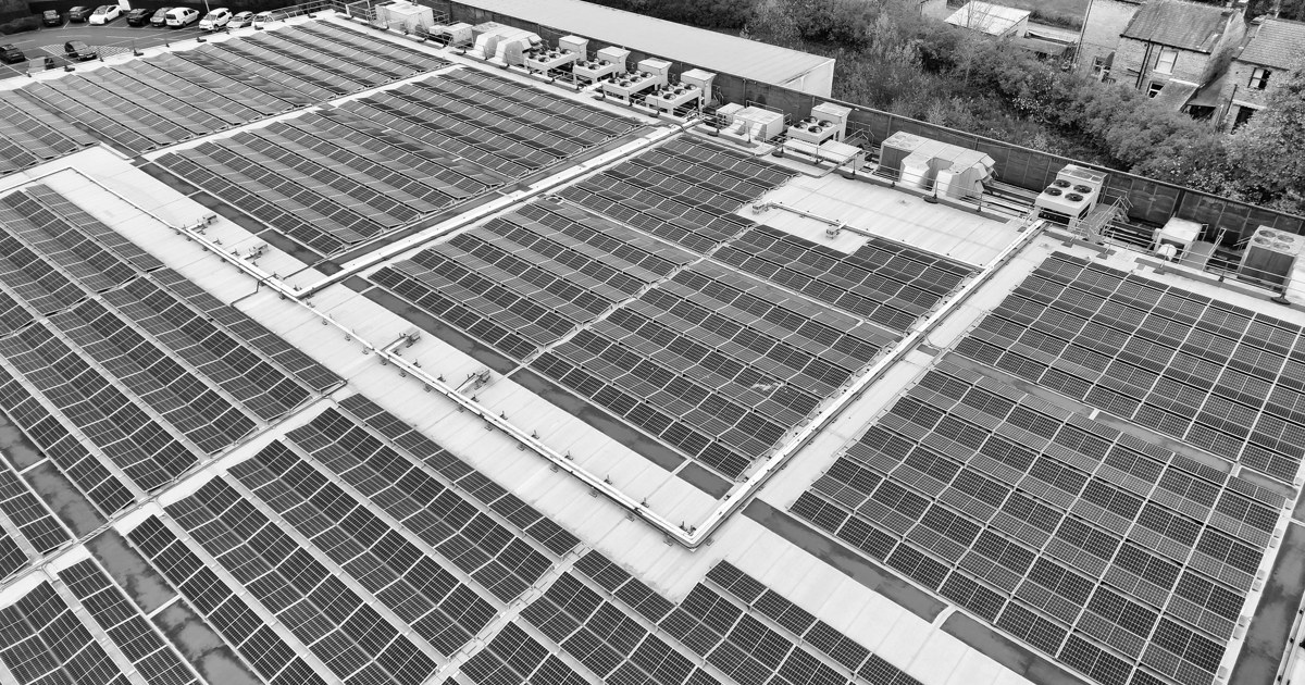 Energia solar para empresas: como avaliar viabilidade além do payback